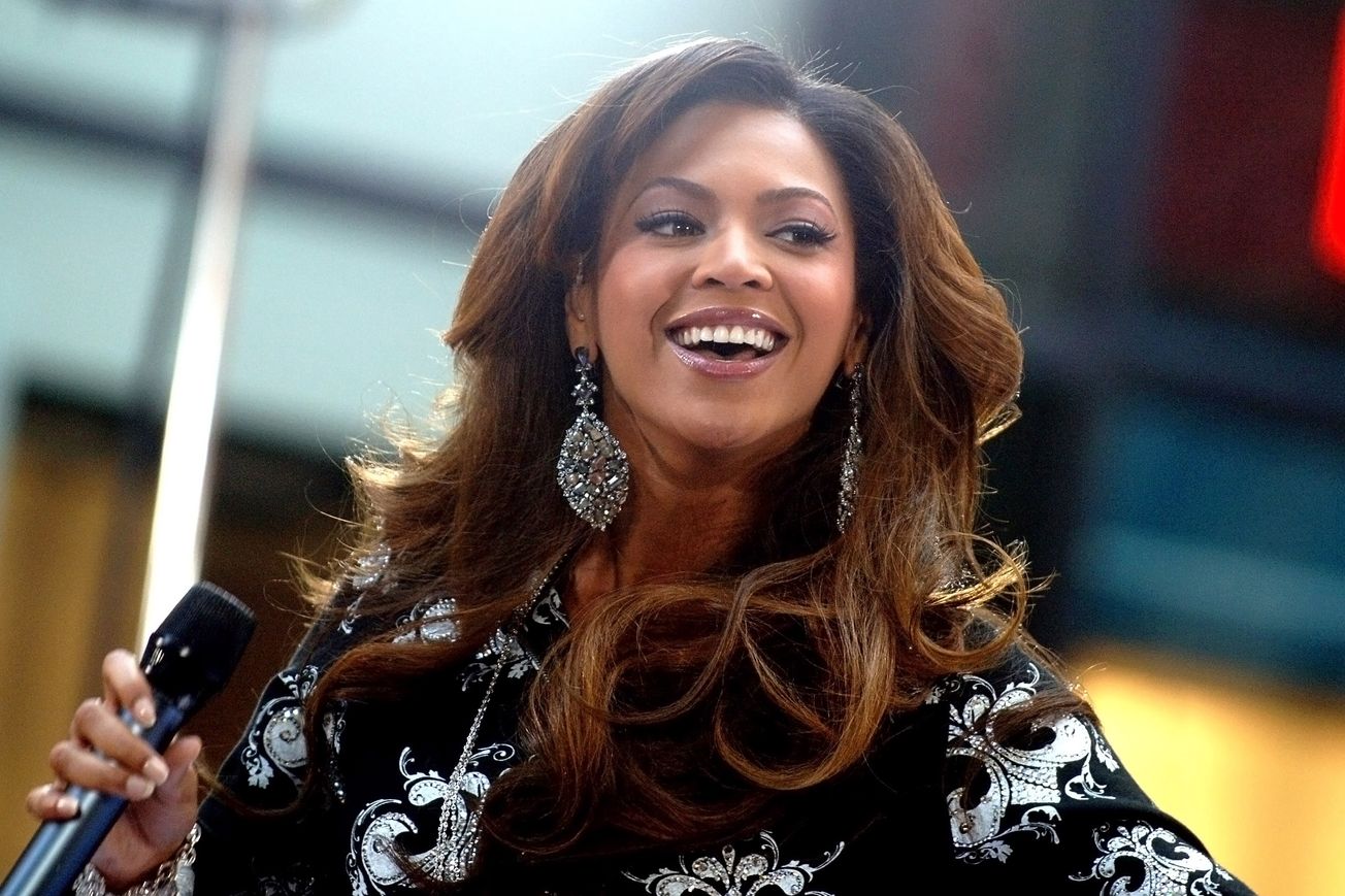 Beyonce Net Worth, Singer, Early Life